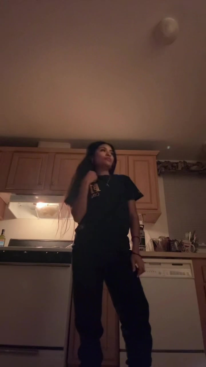 @𝔈𝔪𝔦𝔩𝔶💃🏽✍🏽