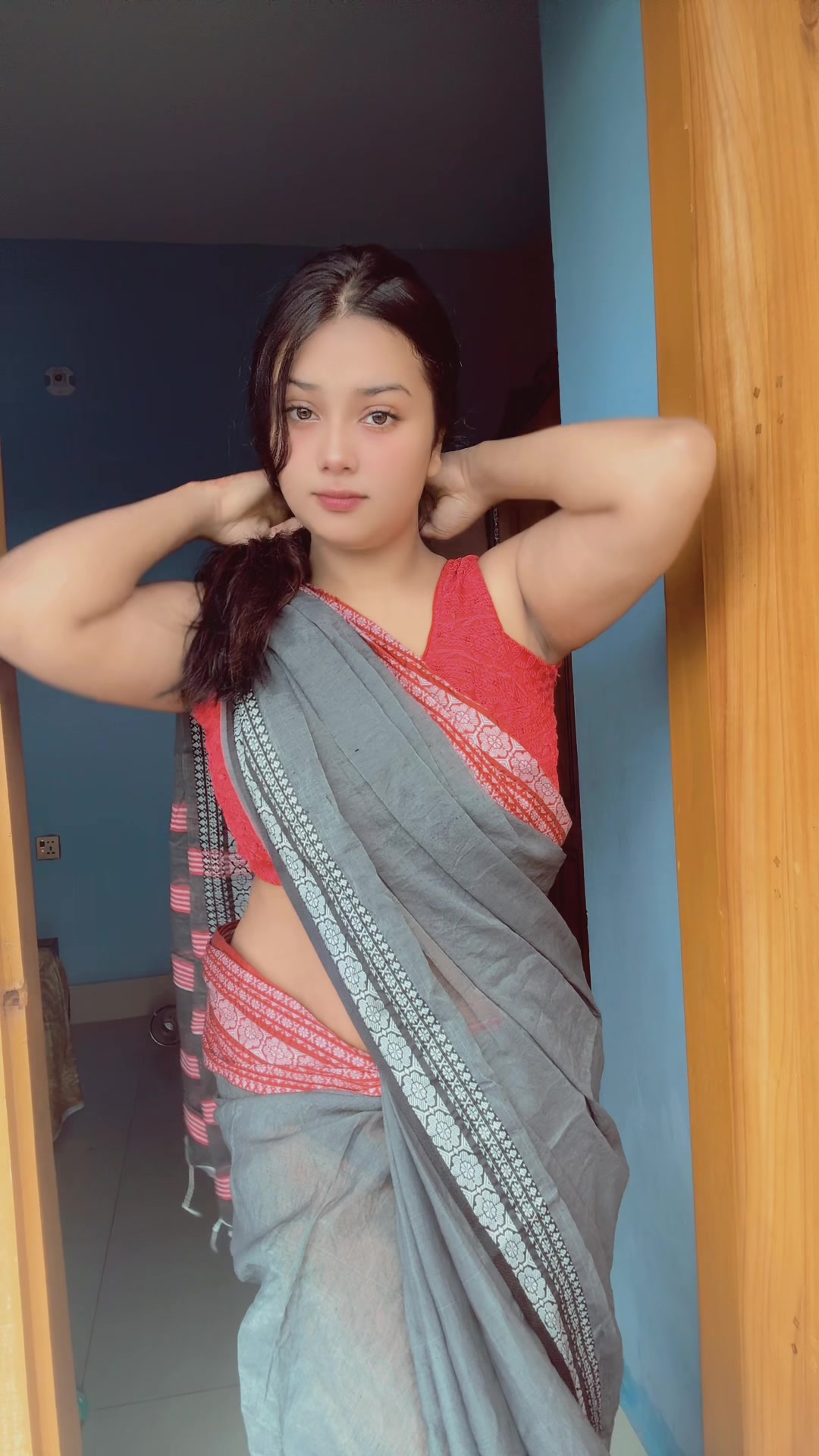 @Tasniya