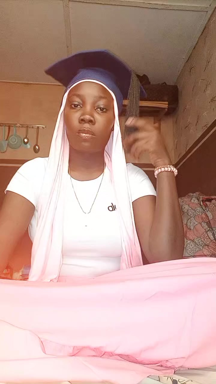 @️ OPEYEMI 🥺🤍
