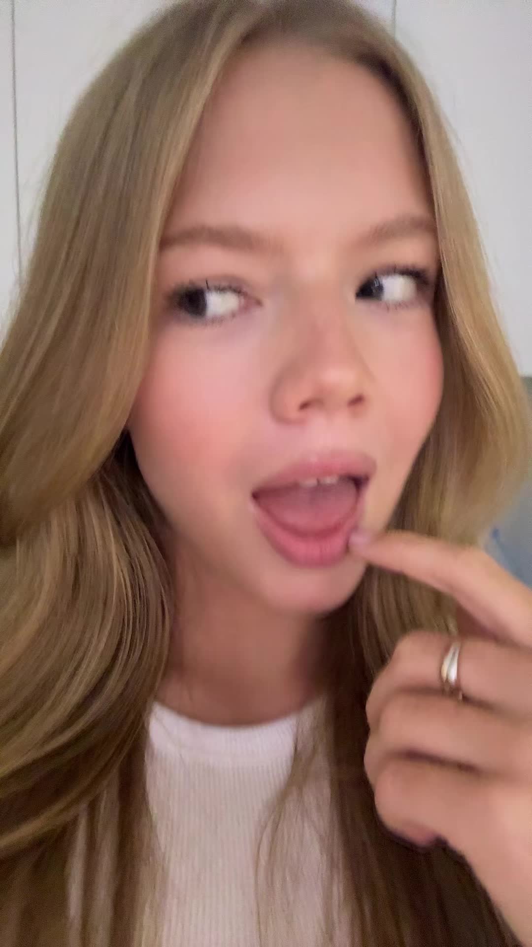 @alenkaamaskk