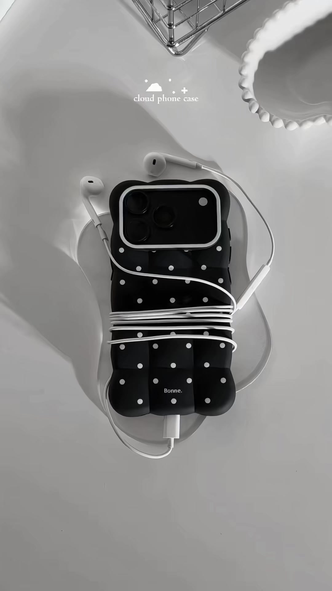 @𝑴𝑨𝑹𝑳𝑺 & 𝑪𝑶.