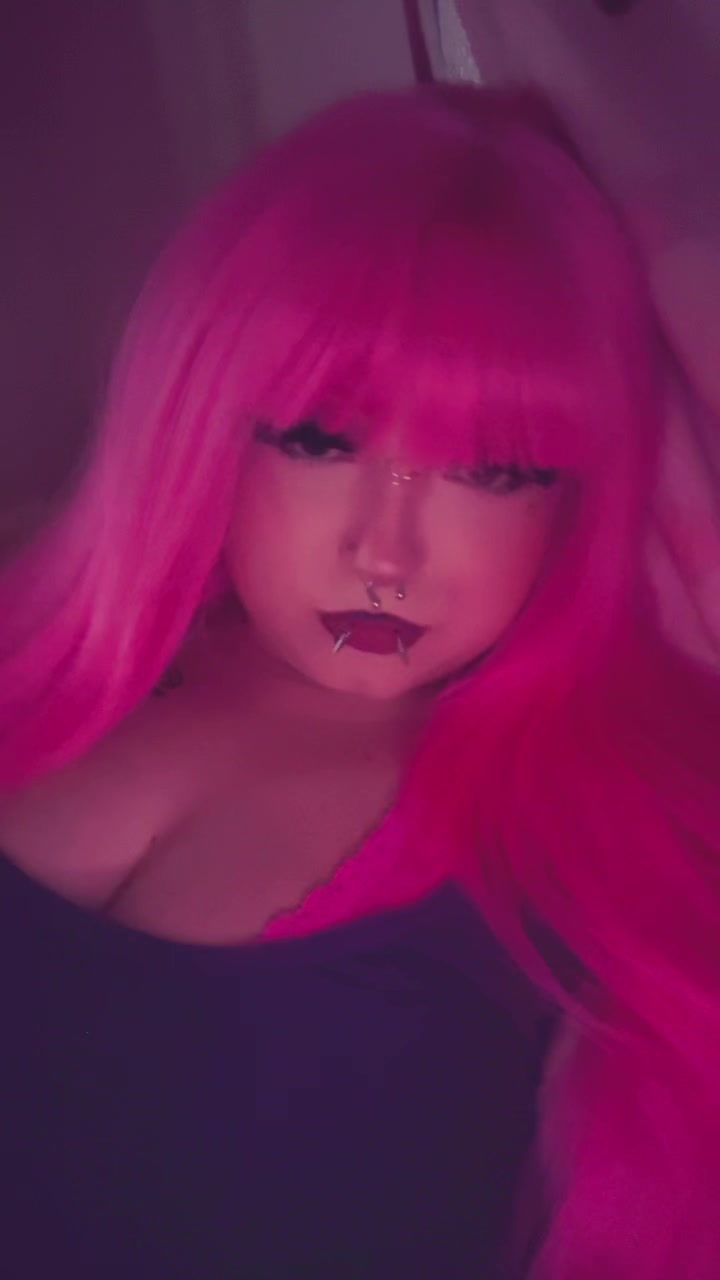 @Qu33fqueen