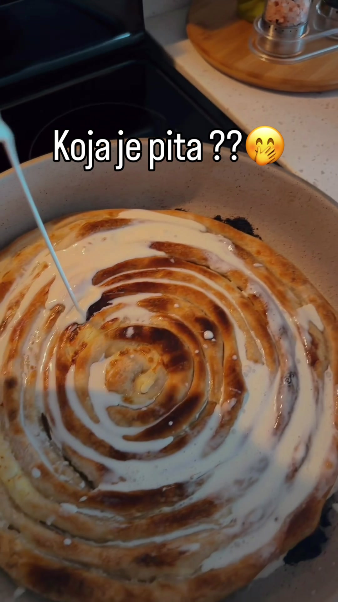 @๐๐โ๐ผ๐๐ธ ๐ธ