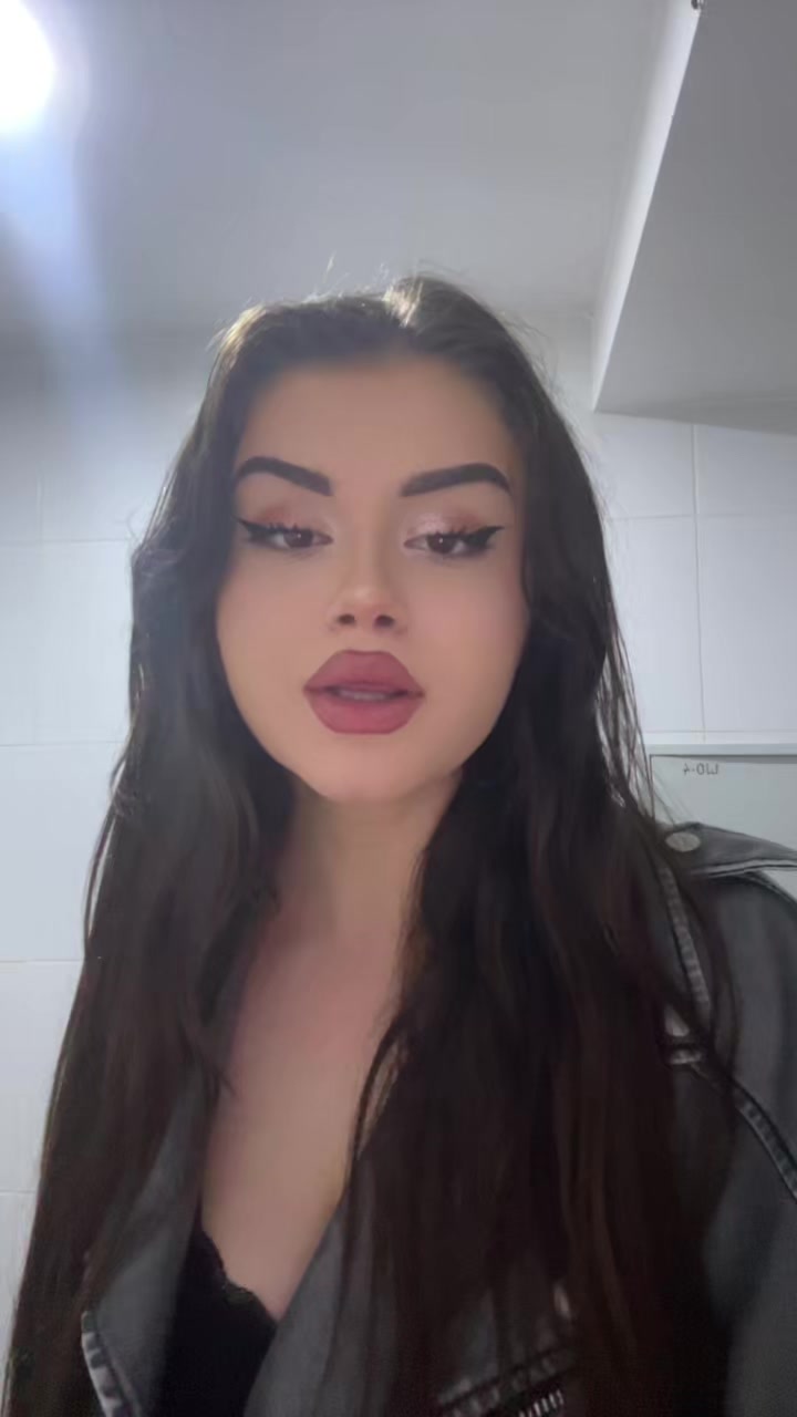 @Варя