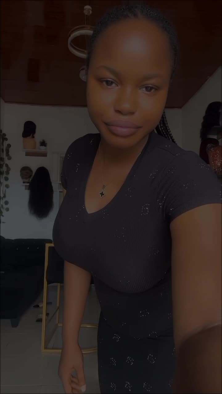 @Ama-strands 🌹