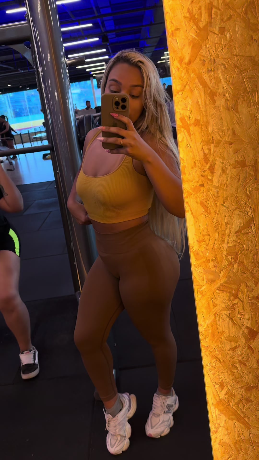 @Adria lopes