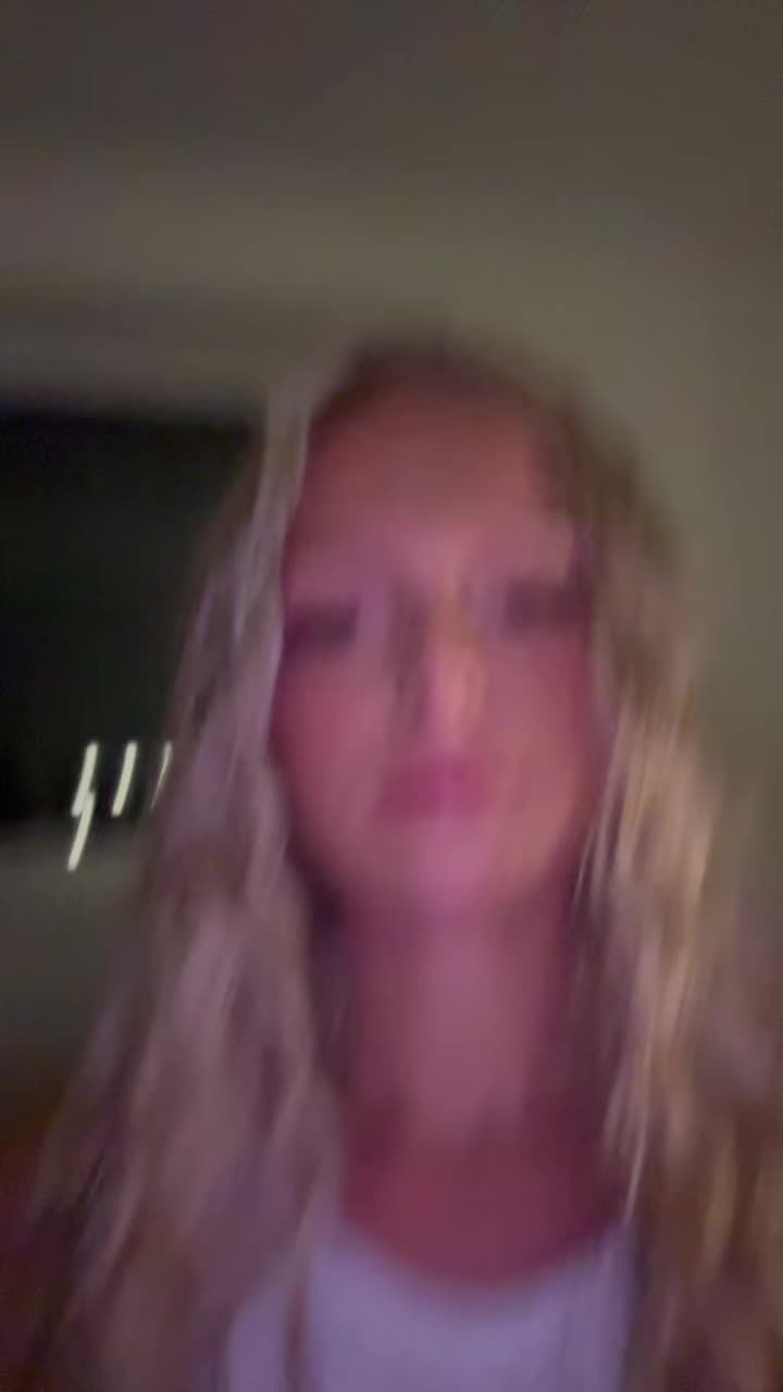 @𝐙𝐨𝐞𝐲