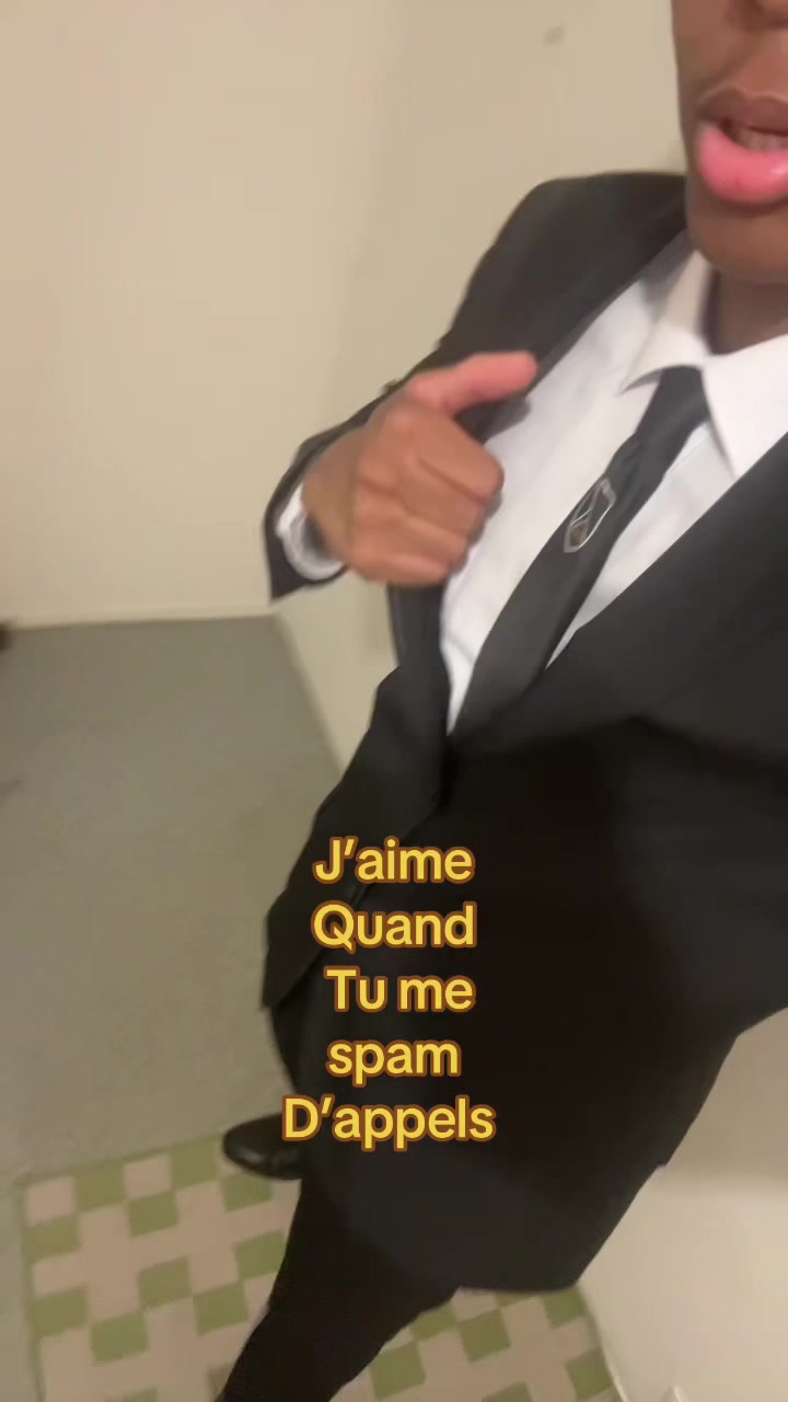 @𝐁𝐮𝐞𝐧𝐨🍫🍫