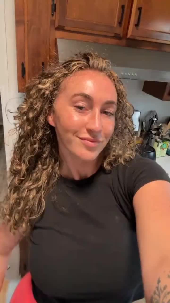 @karlyetaylor