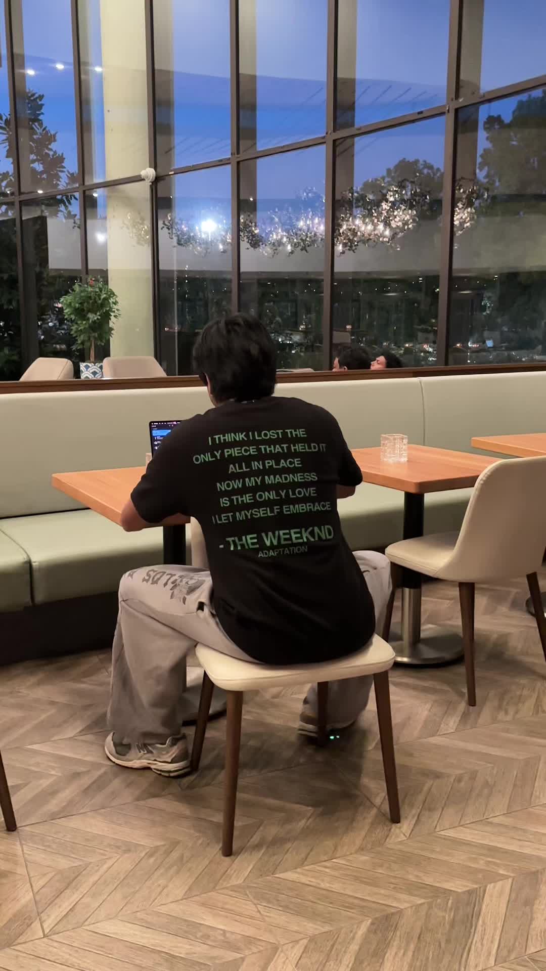 @LUVVOID
