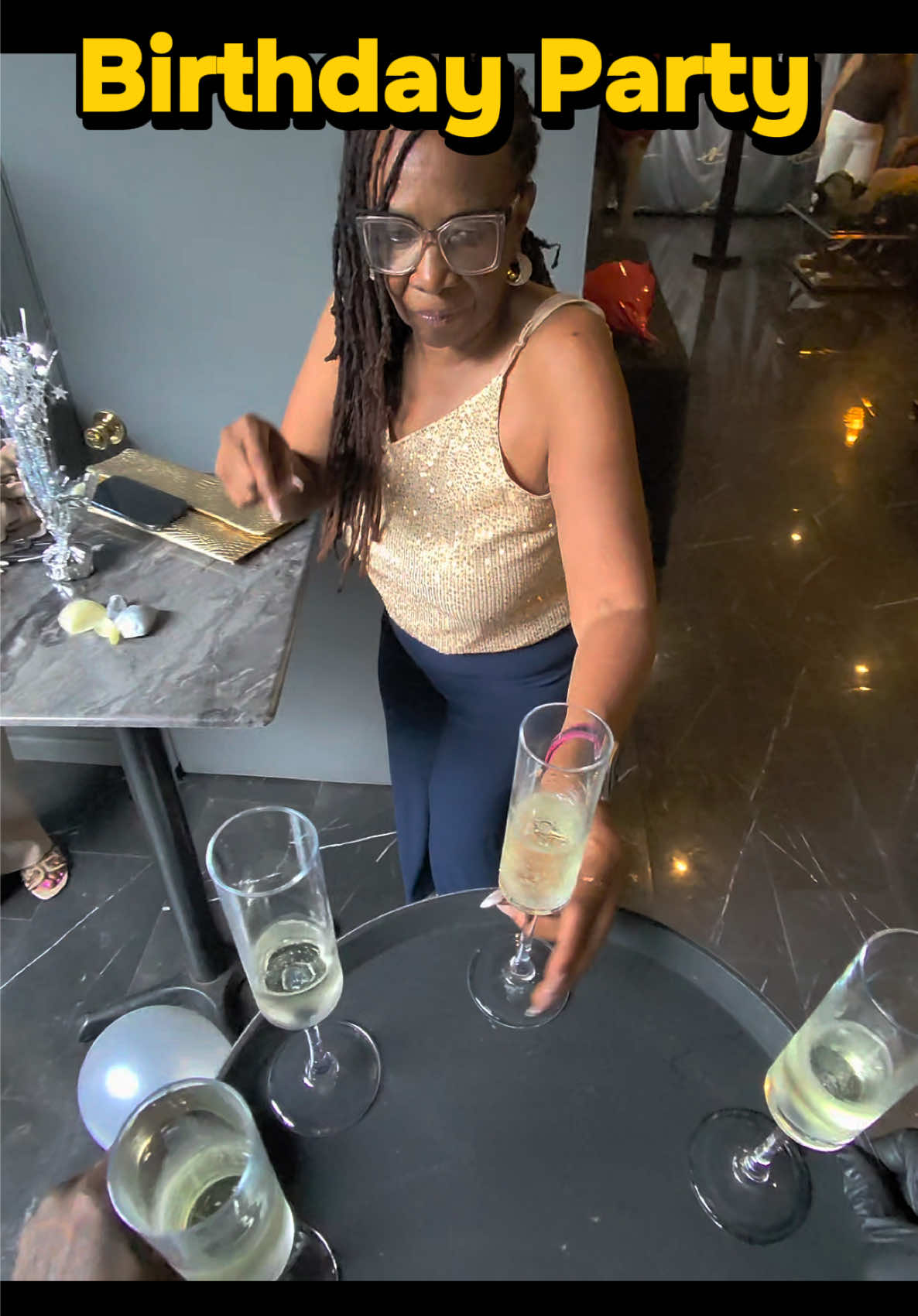 @Bartender POV 👓