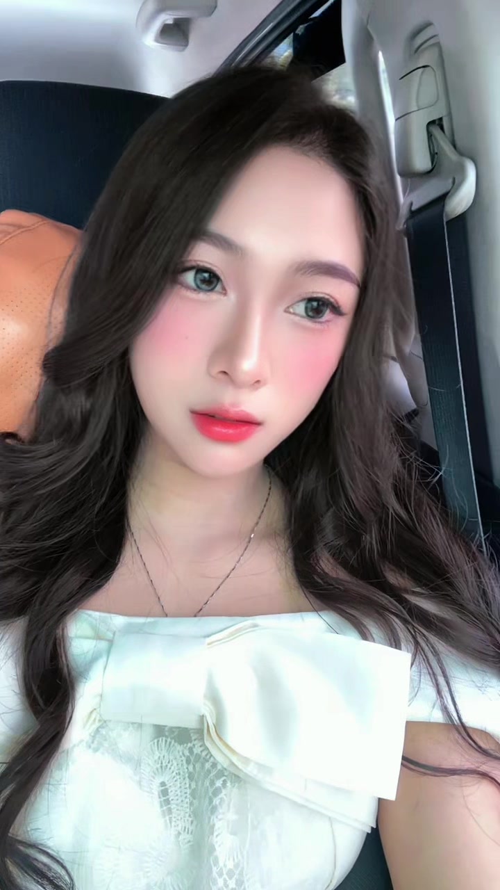 @Phượng thích ngắm mây