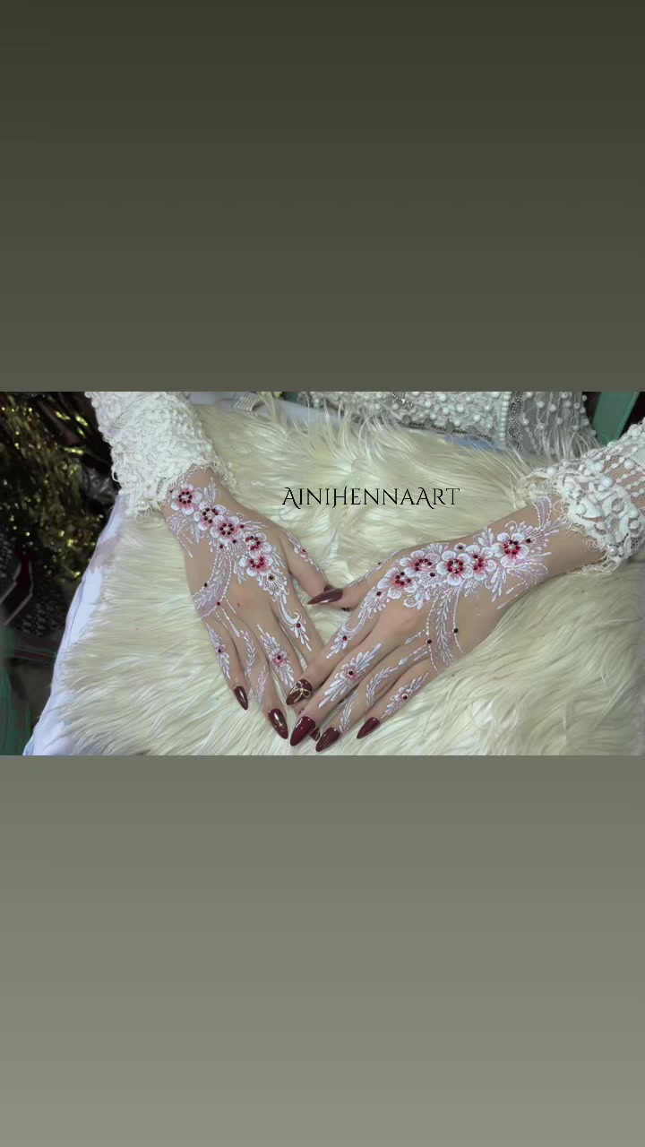 @Aini Henna