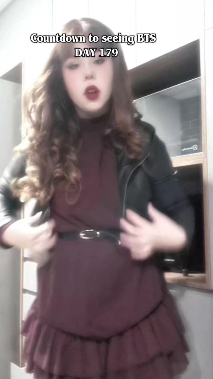 @yuniii.cos