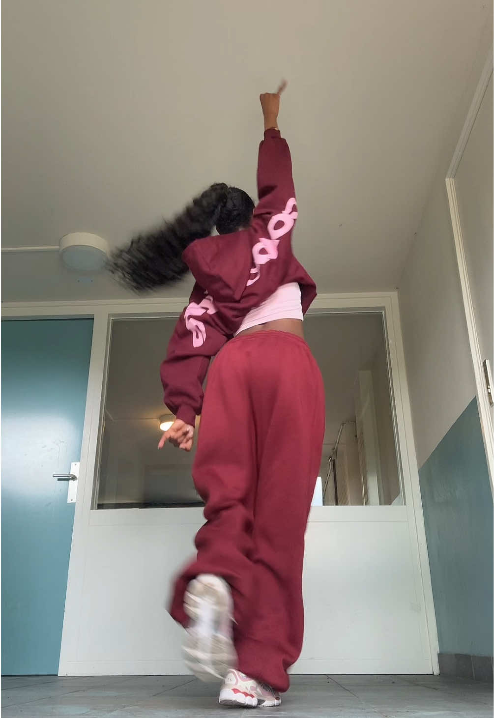 @ItzzJhanéꨄ