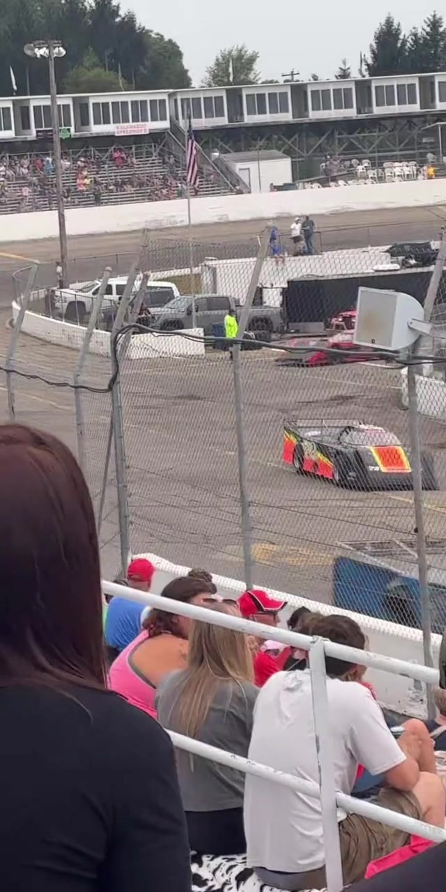 @ChasingComet5
