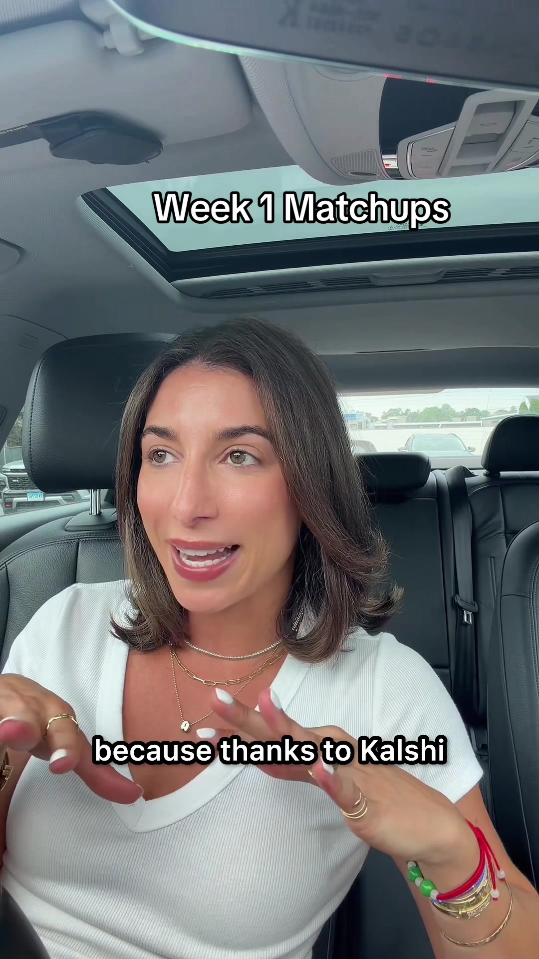@adriannaiafolla
