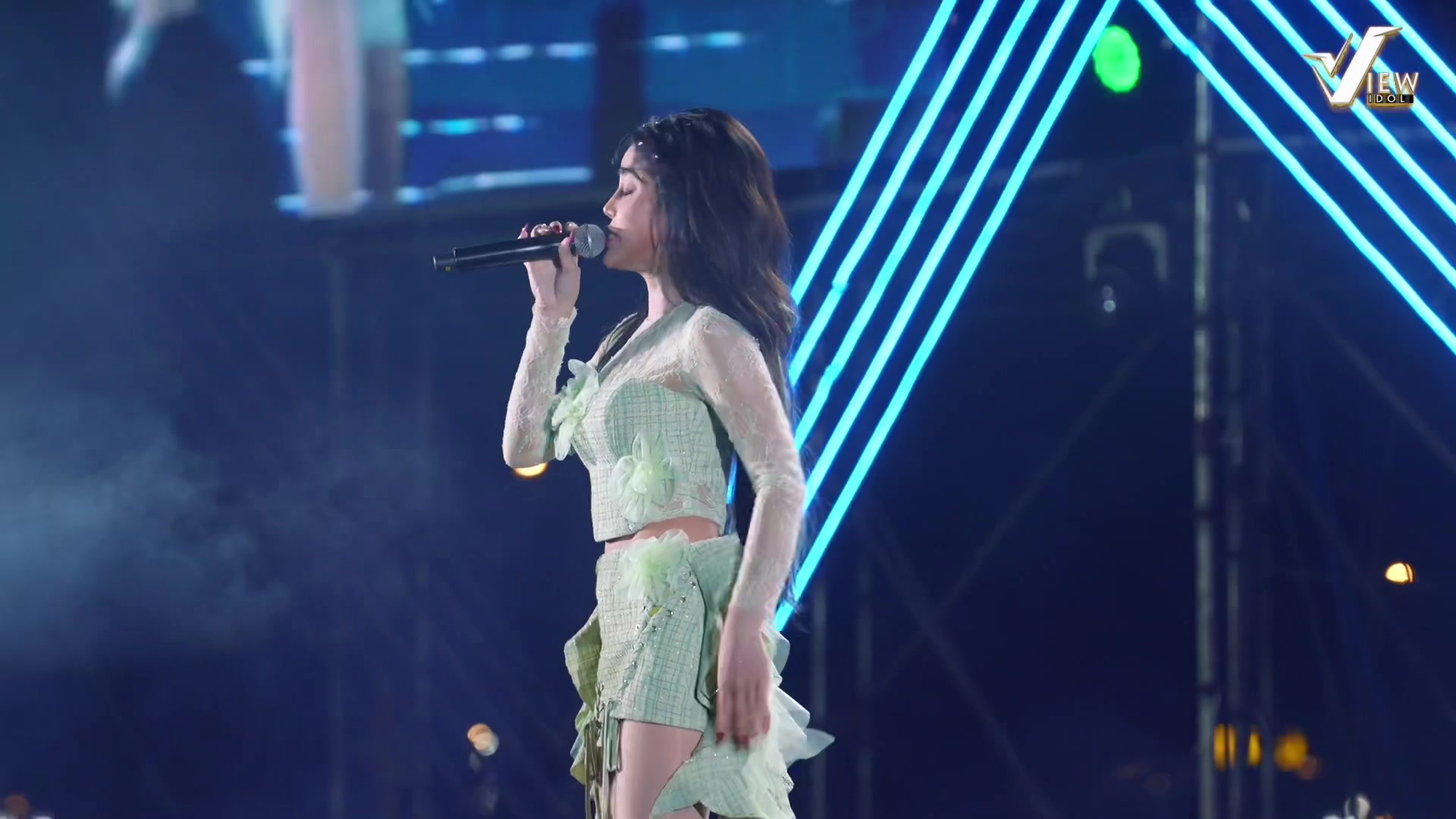 @VIEW IDOL