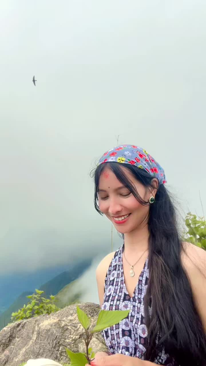 @Jharana ThaQuree 🕉️❤️