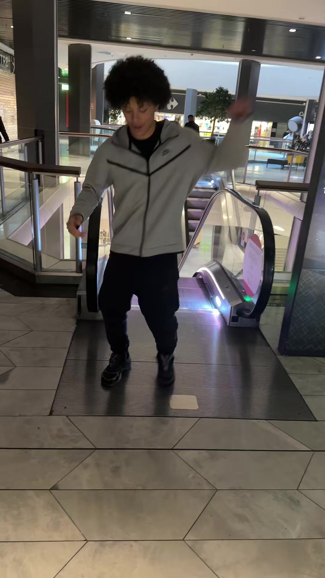 @𝐊𝐒𝐇🇬🇫