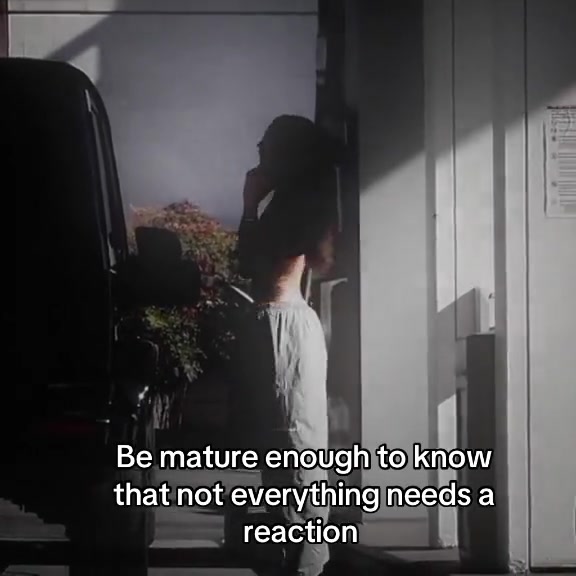@defnot.girl