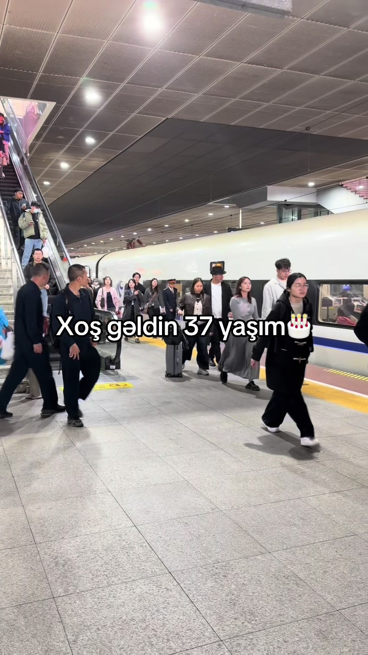 @İZ yer &ouml;rt&uuml;kləri mağazası