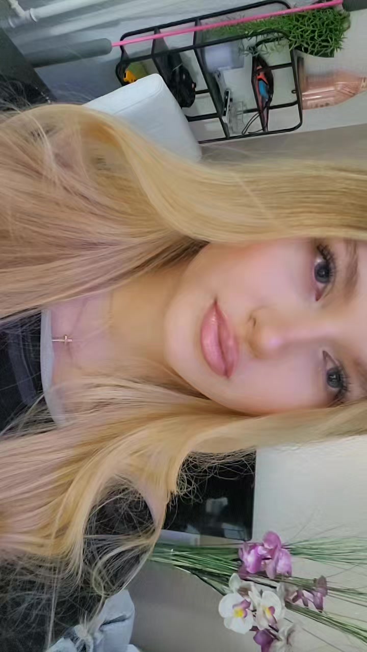 @Viktoria