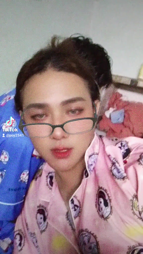 @🌺🦄ปอยลี่🦄🌺