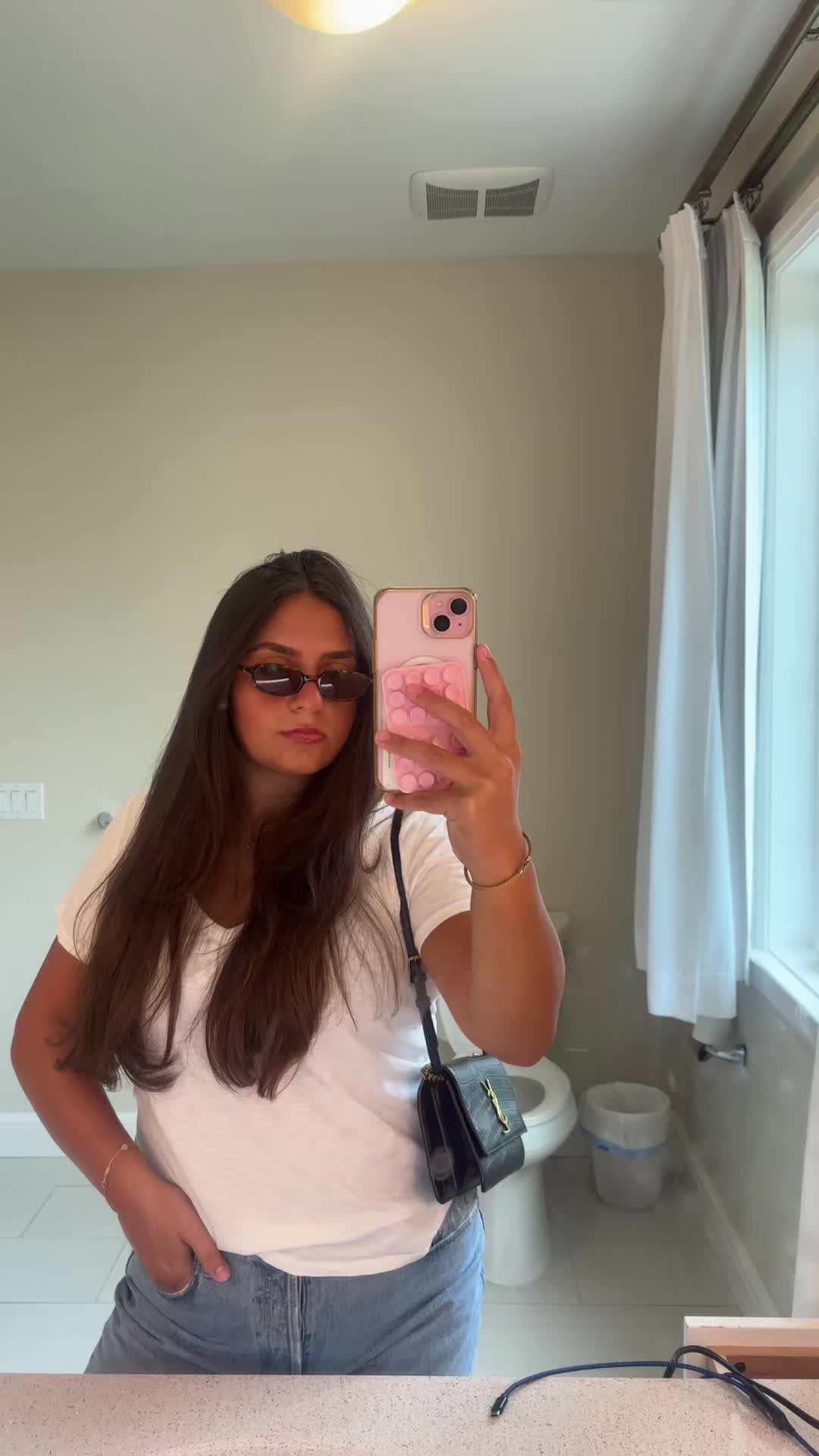 @clarisse