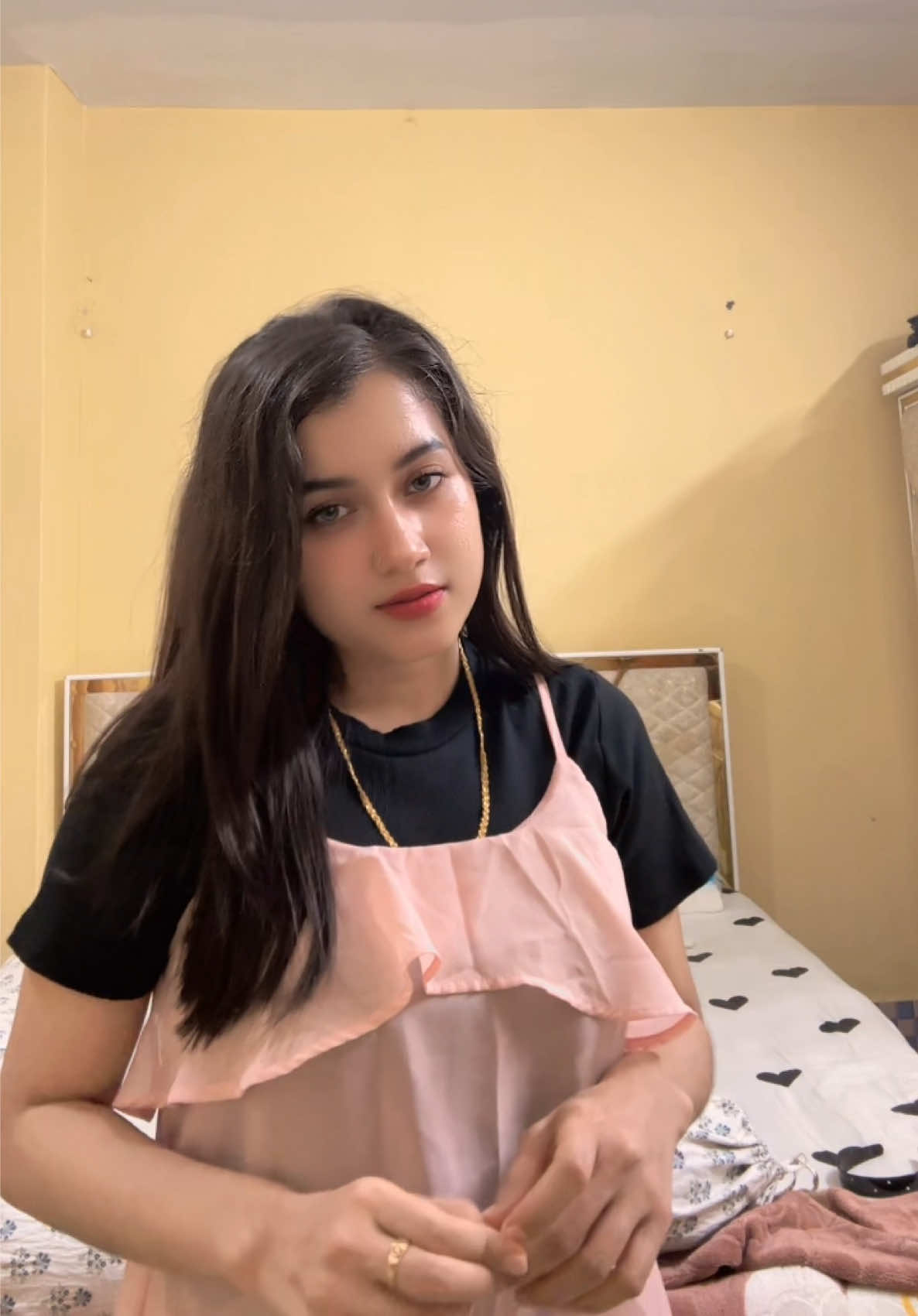 @RivaMoni