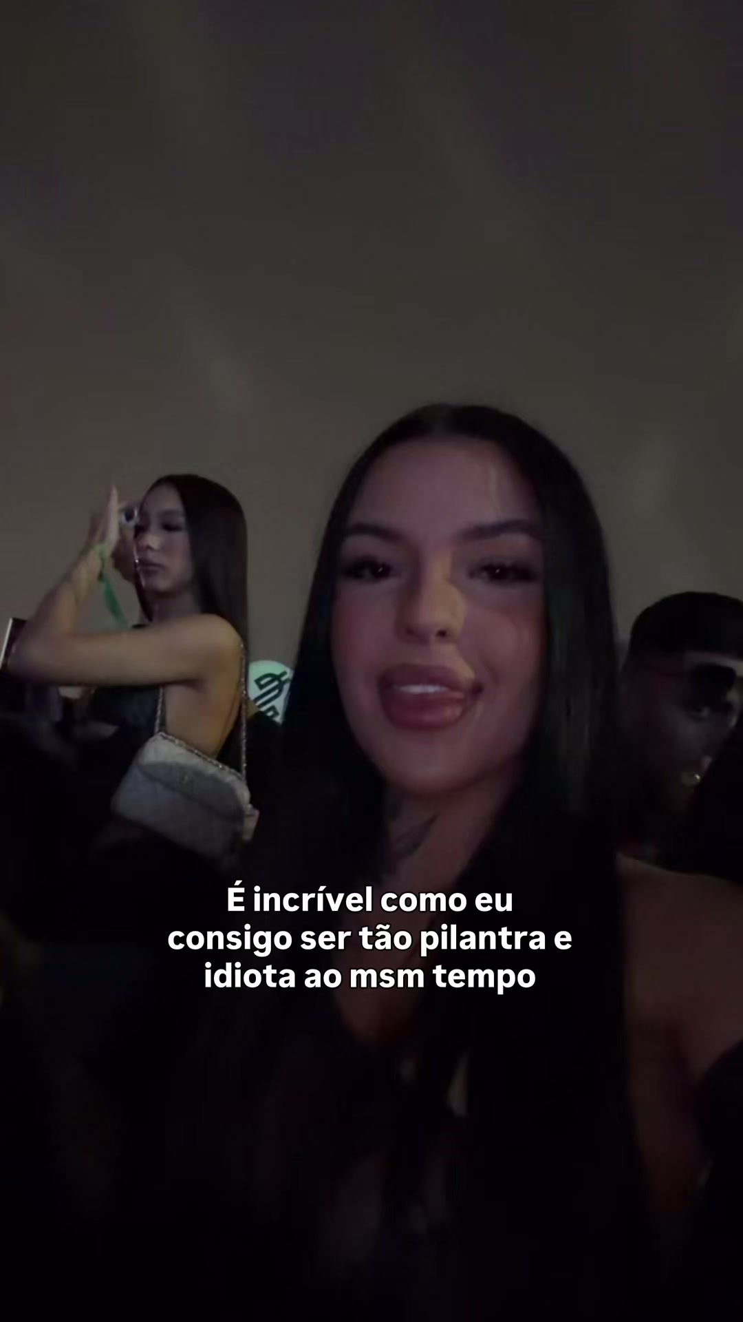 @_sabriinamacedo_