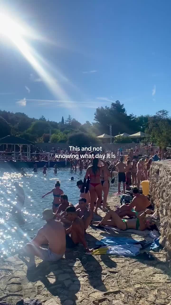 @Georgia 🤍🌥️