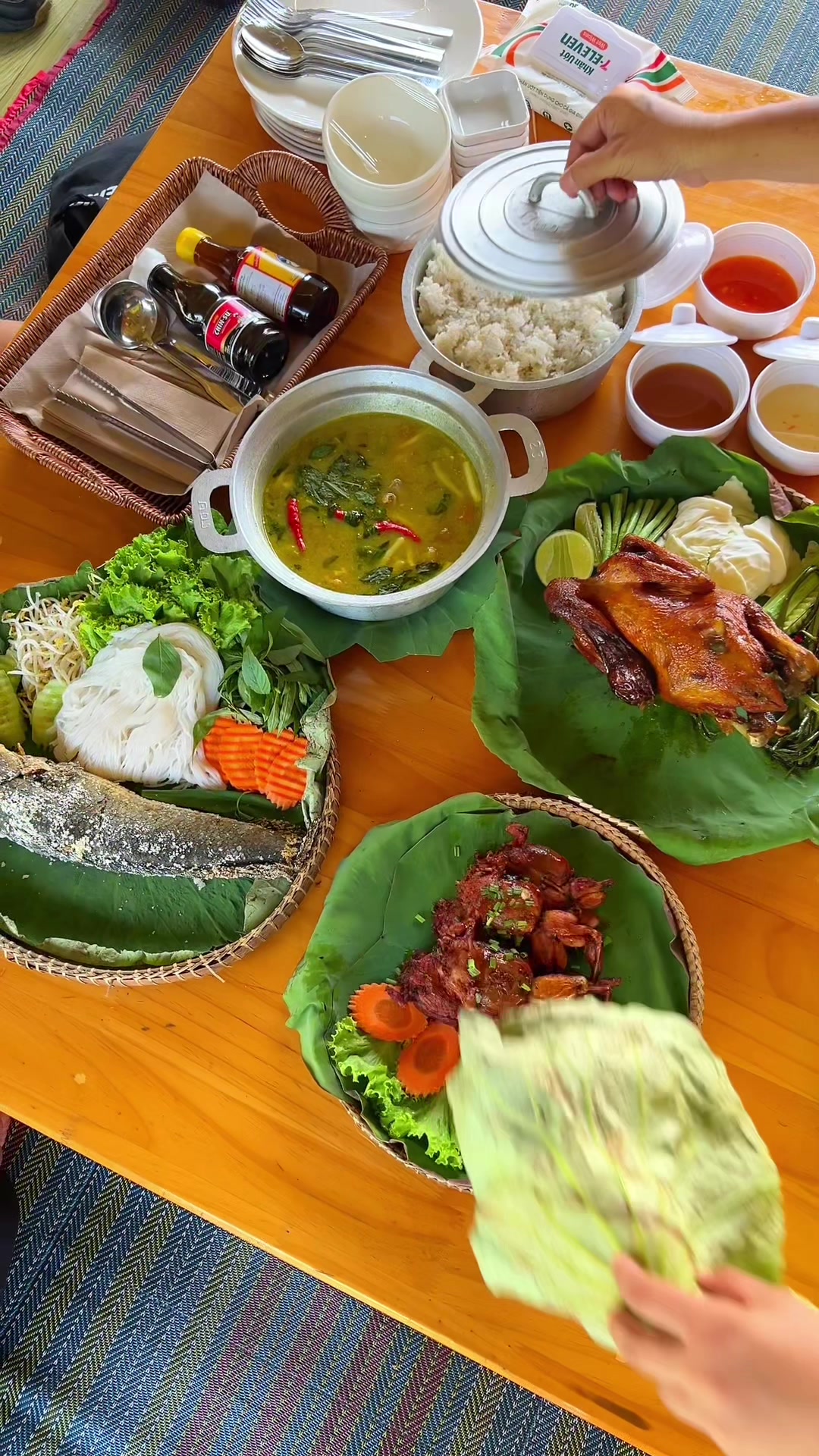 @We live 2 Eat๐ฅก๐ฅข