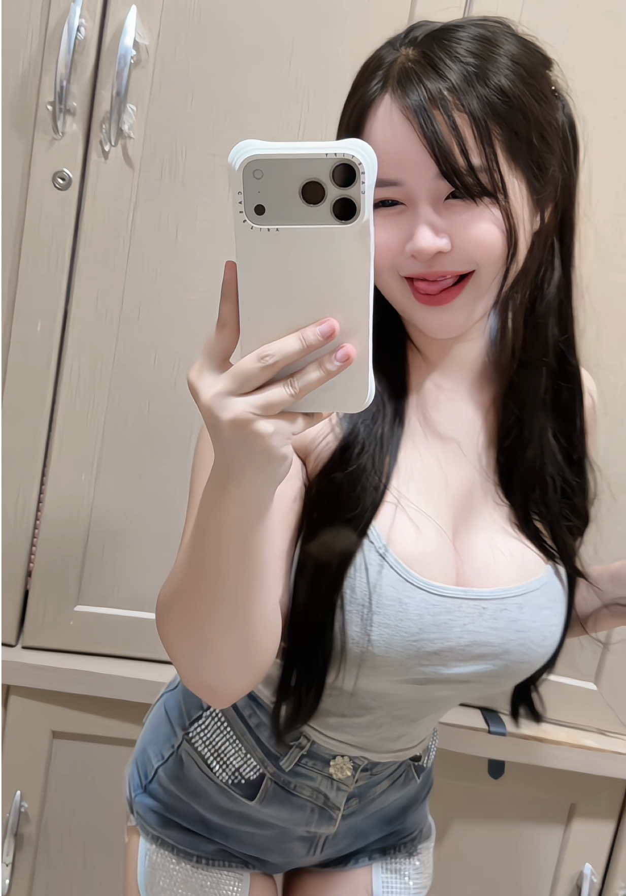 @𝙹𝚎𝚗𝚗𝚢 𝚠𝚊𝚝𝚌𝚑𝚊𝚛𝚒