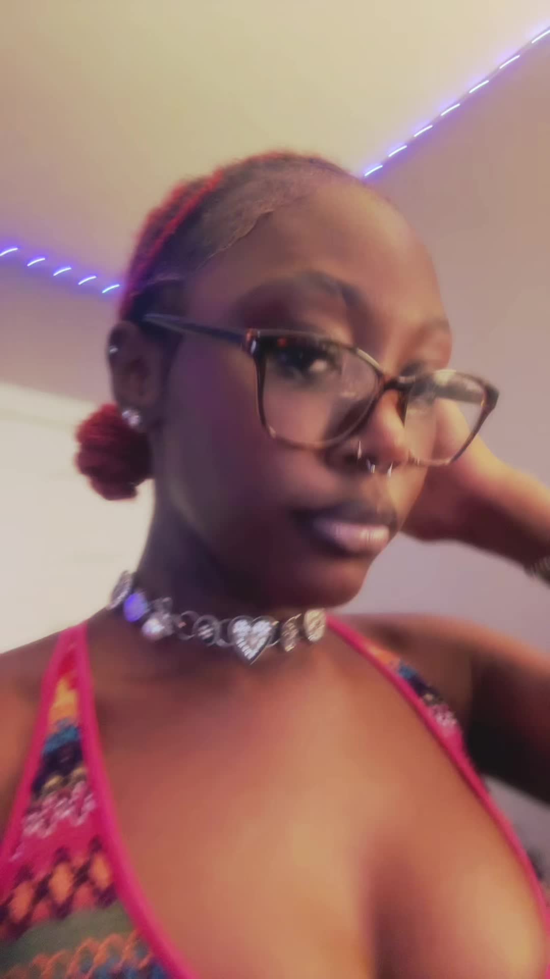 @thatsexyleogirl_