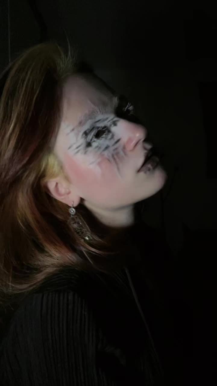 @upwitchestag