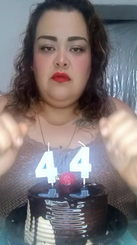 @Lulú Chaires