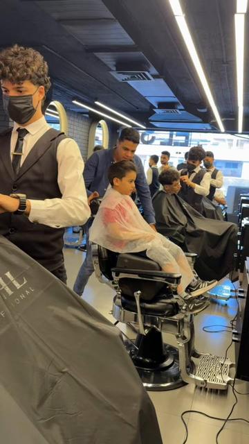 @Salon Elsisi