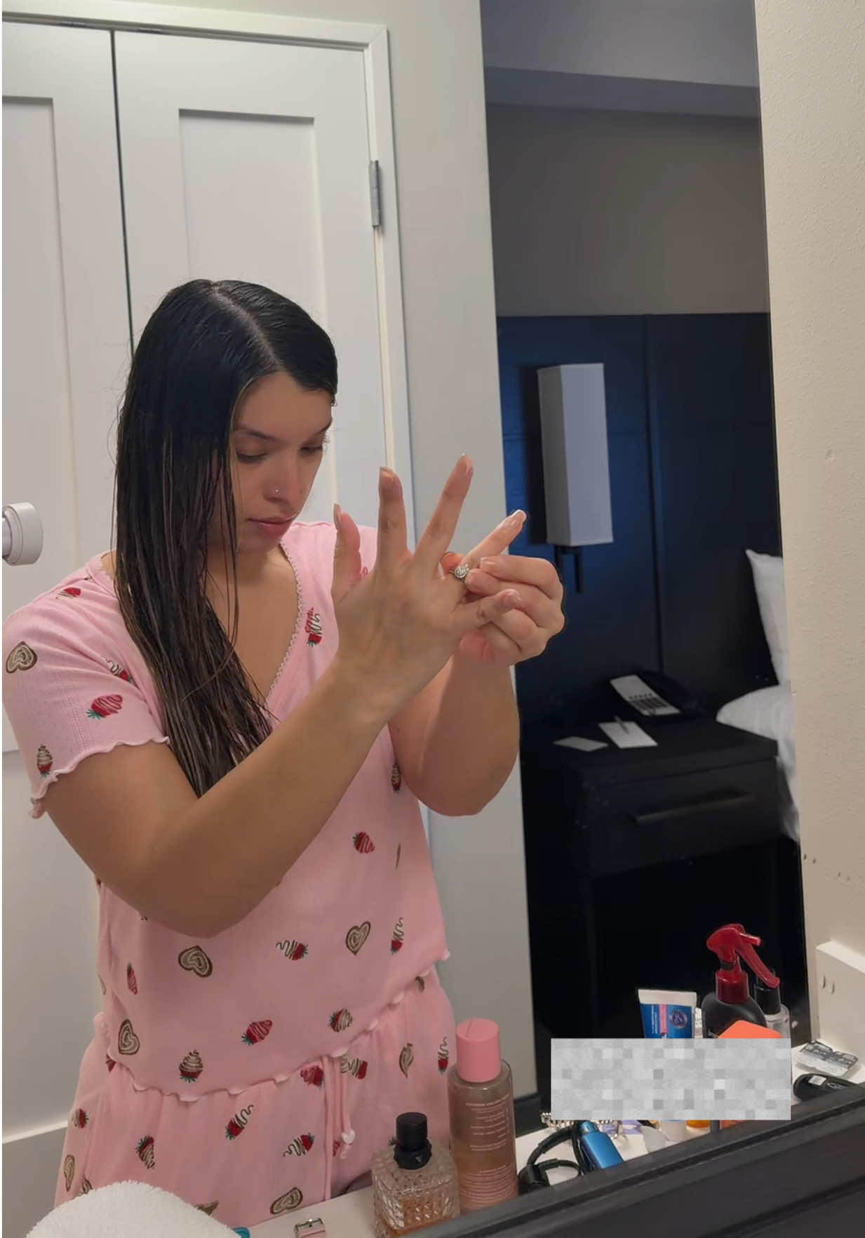 @Ella