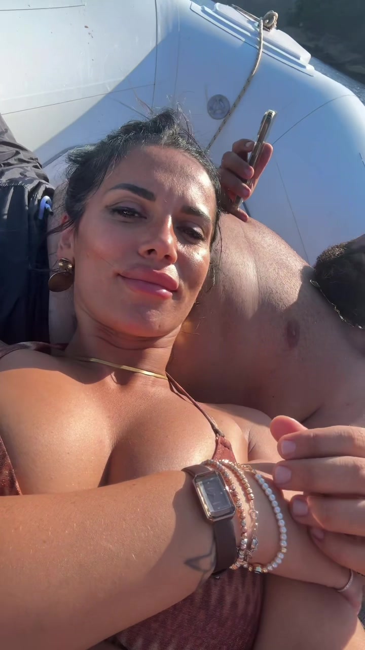 @Daniela Dany♉