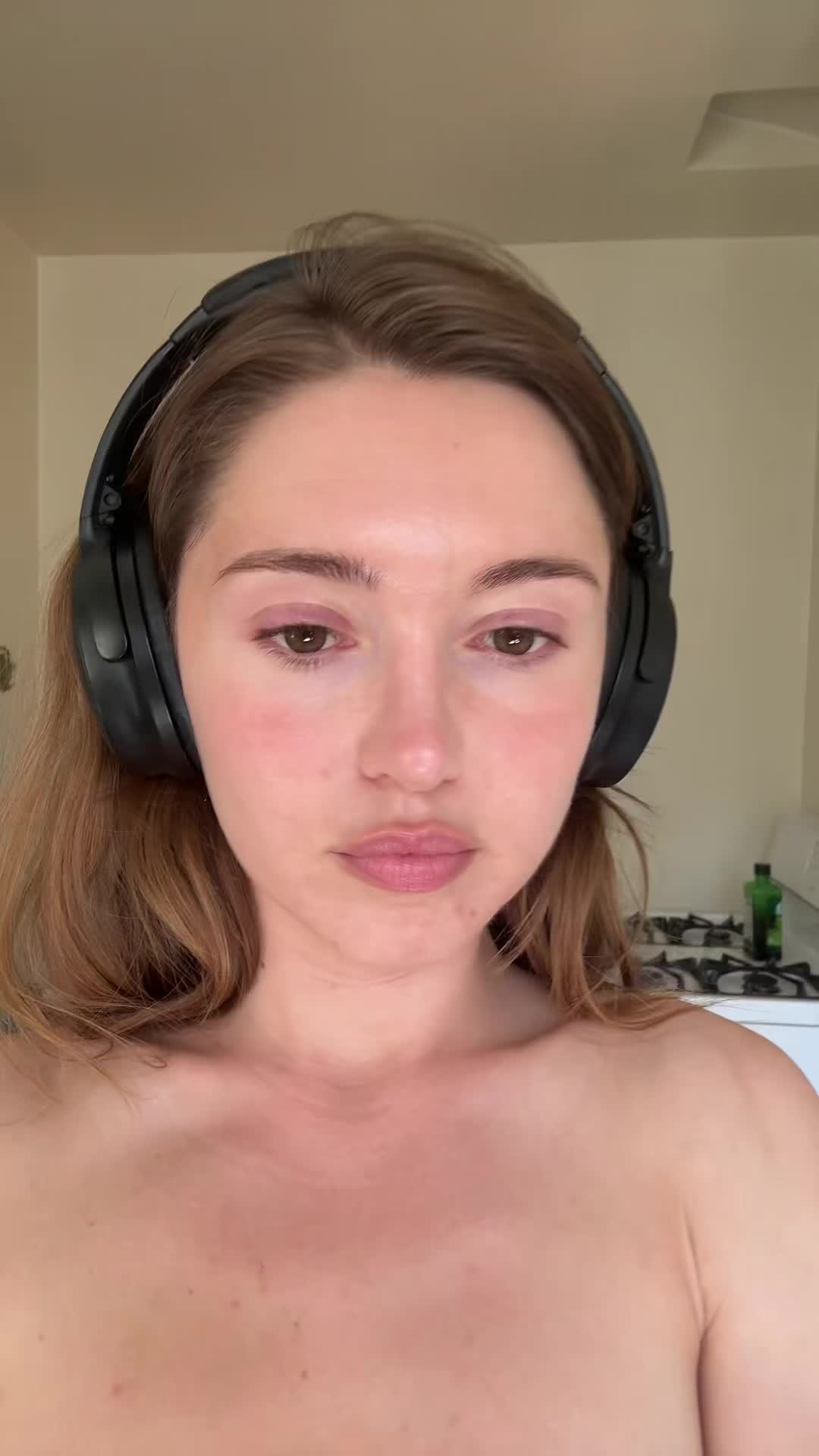 @alyabbott