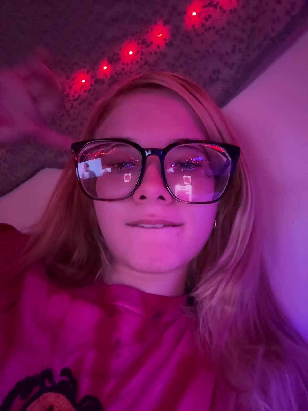 @✌🏼