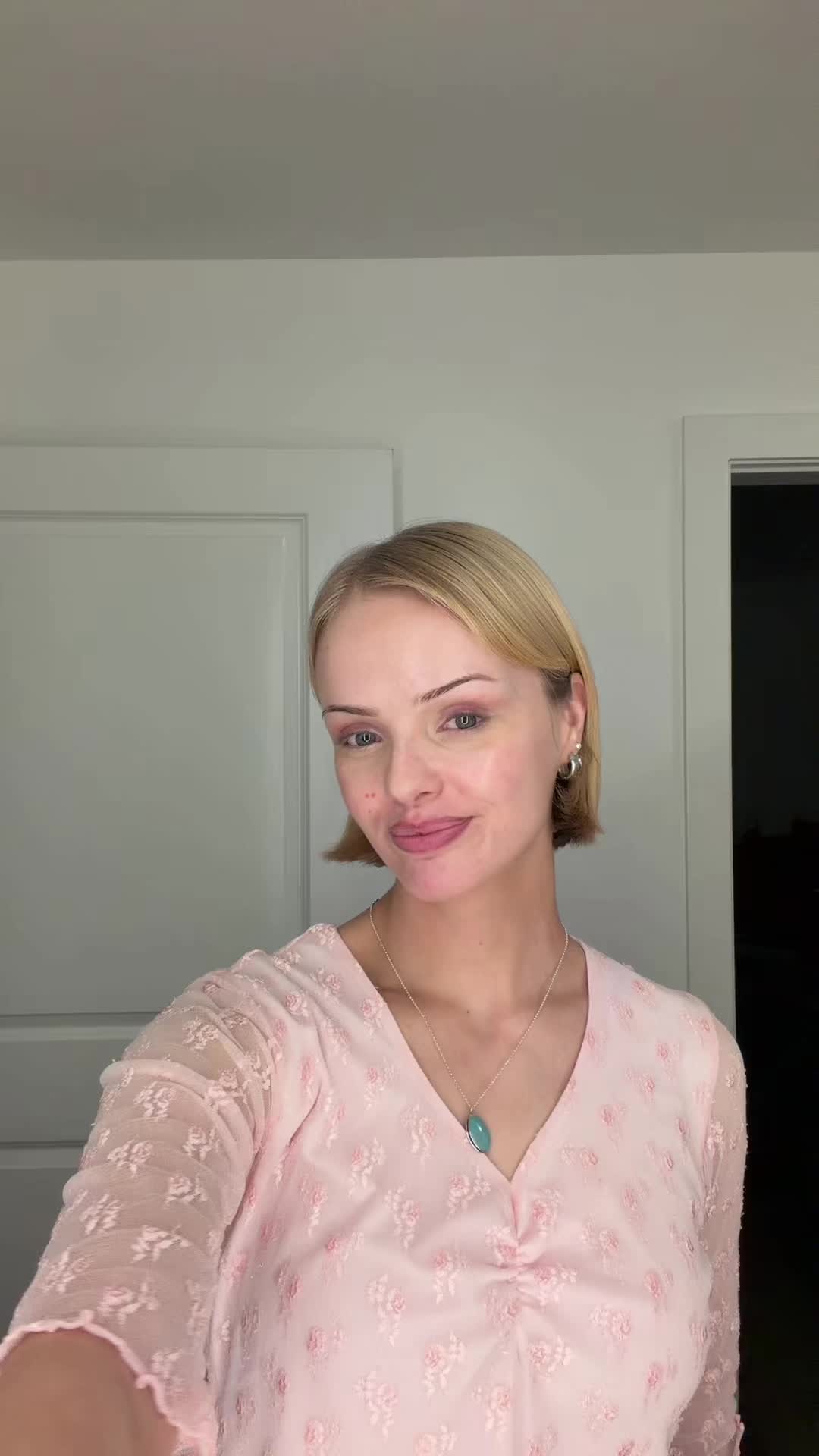 @rachelleahtia