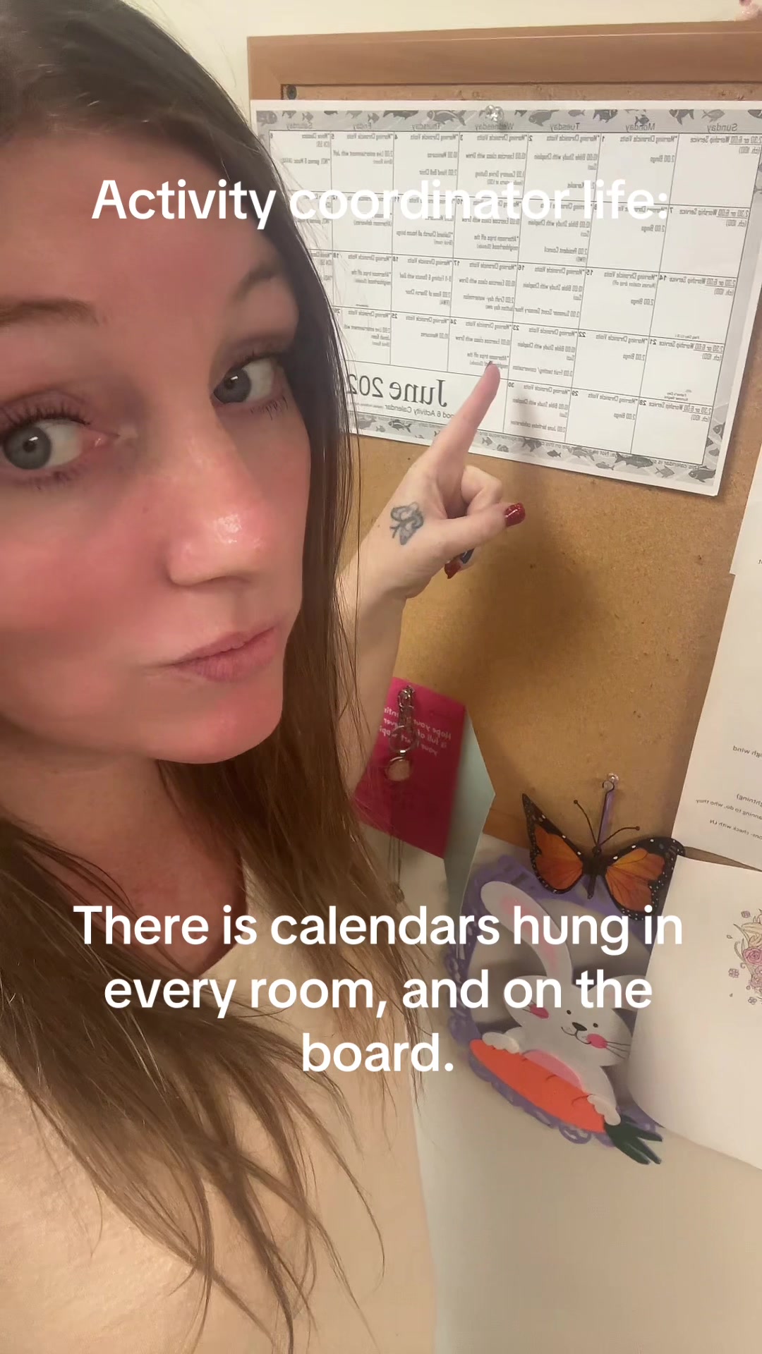 @Ash_Nicole