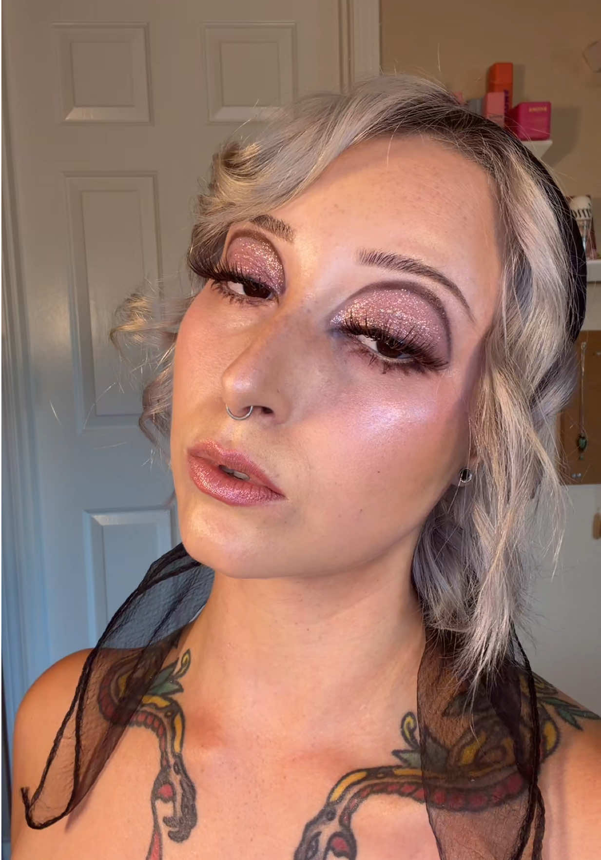 @vividly_lily