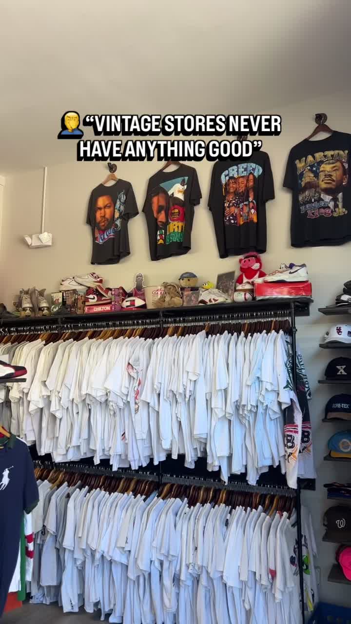 @Ageless Vintage Market