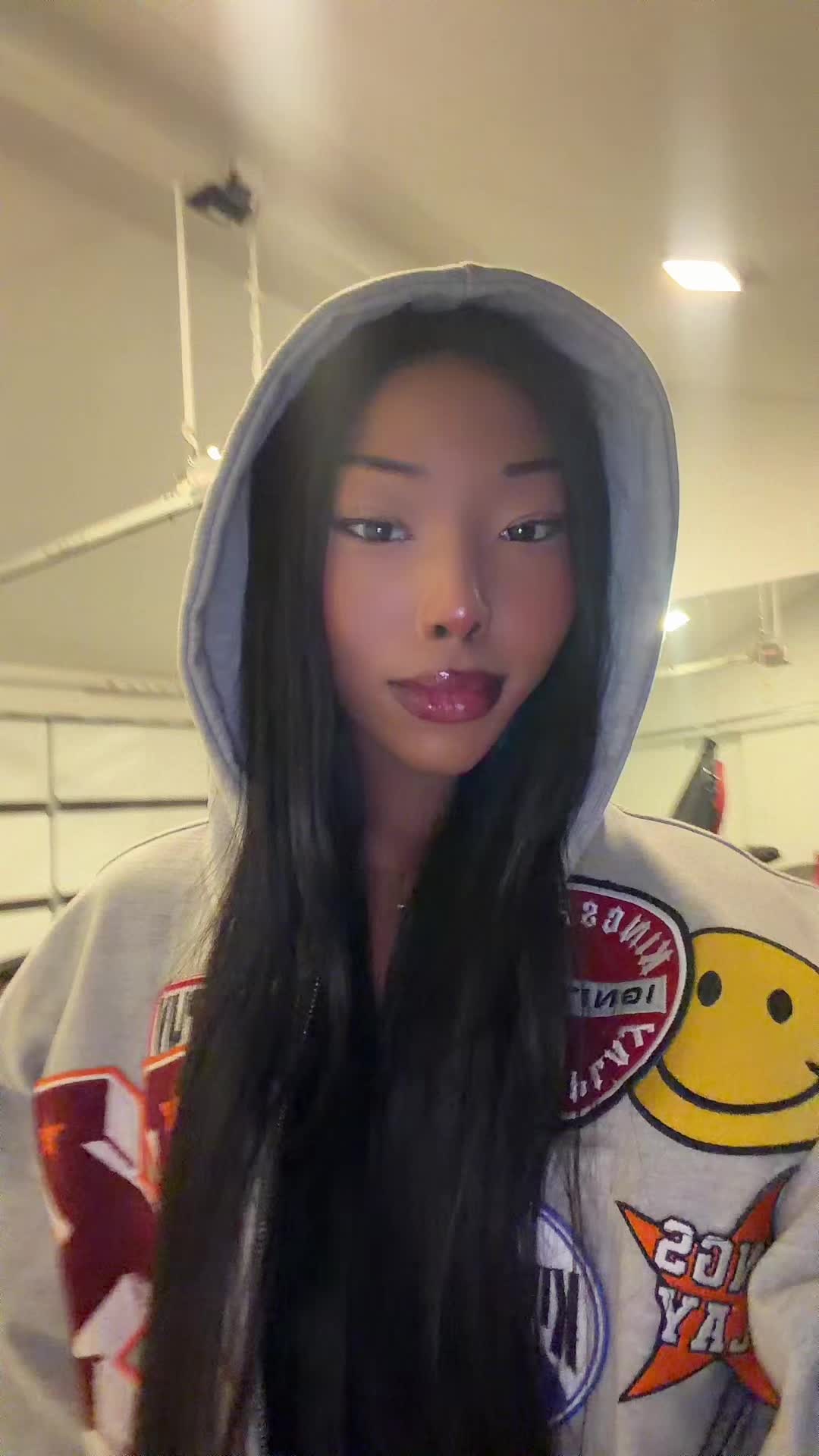@monraehou