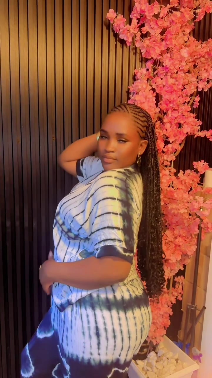 @Monica mnyantuzu
