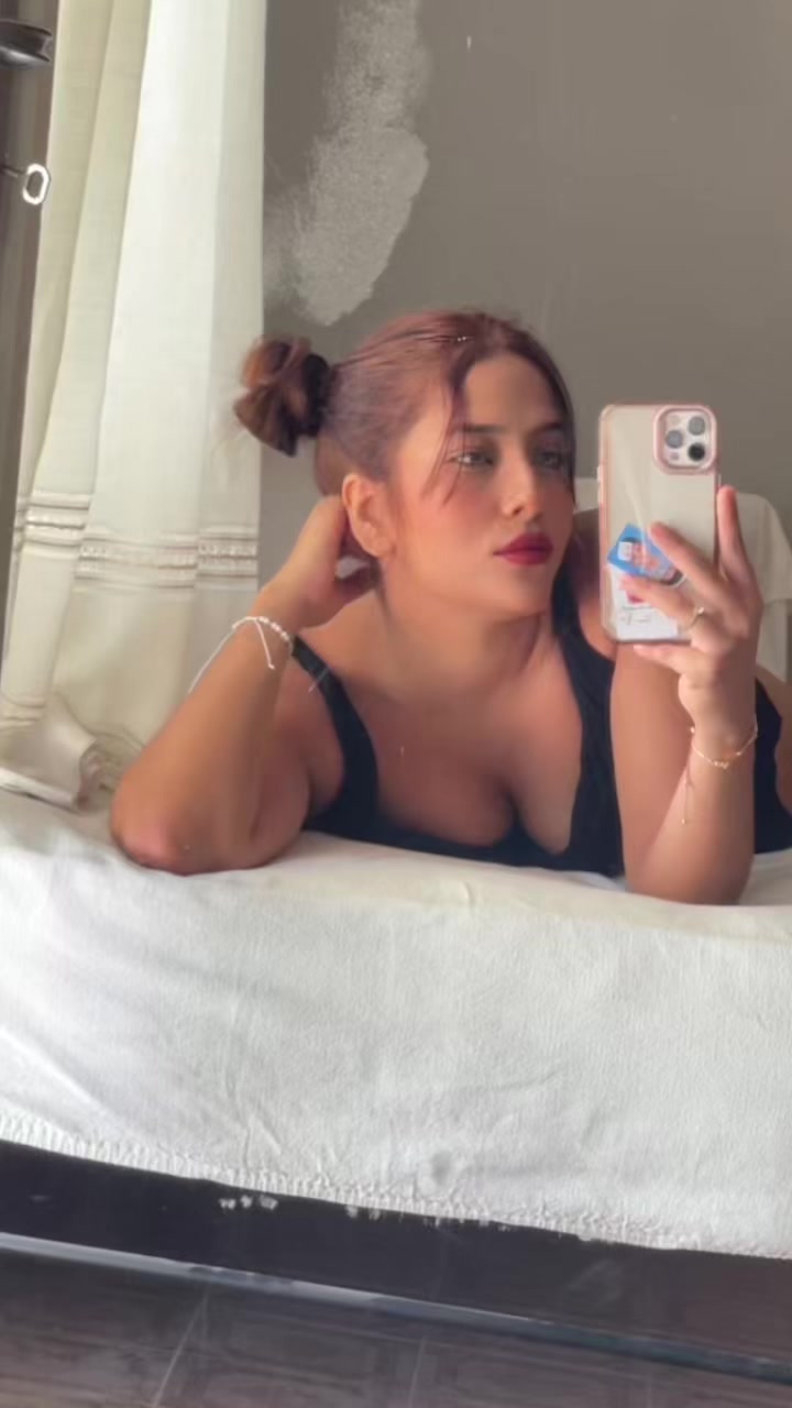 @Alba Mazzariello