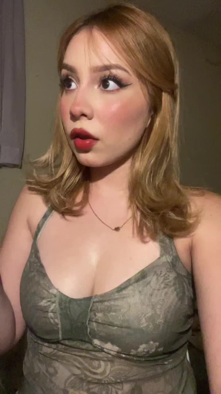 @iamlyndseyy